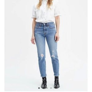 Levi’s wedgie fit jeans size 27